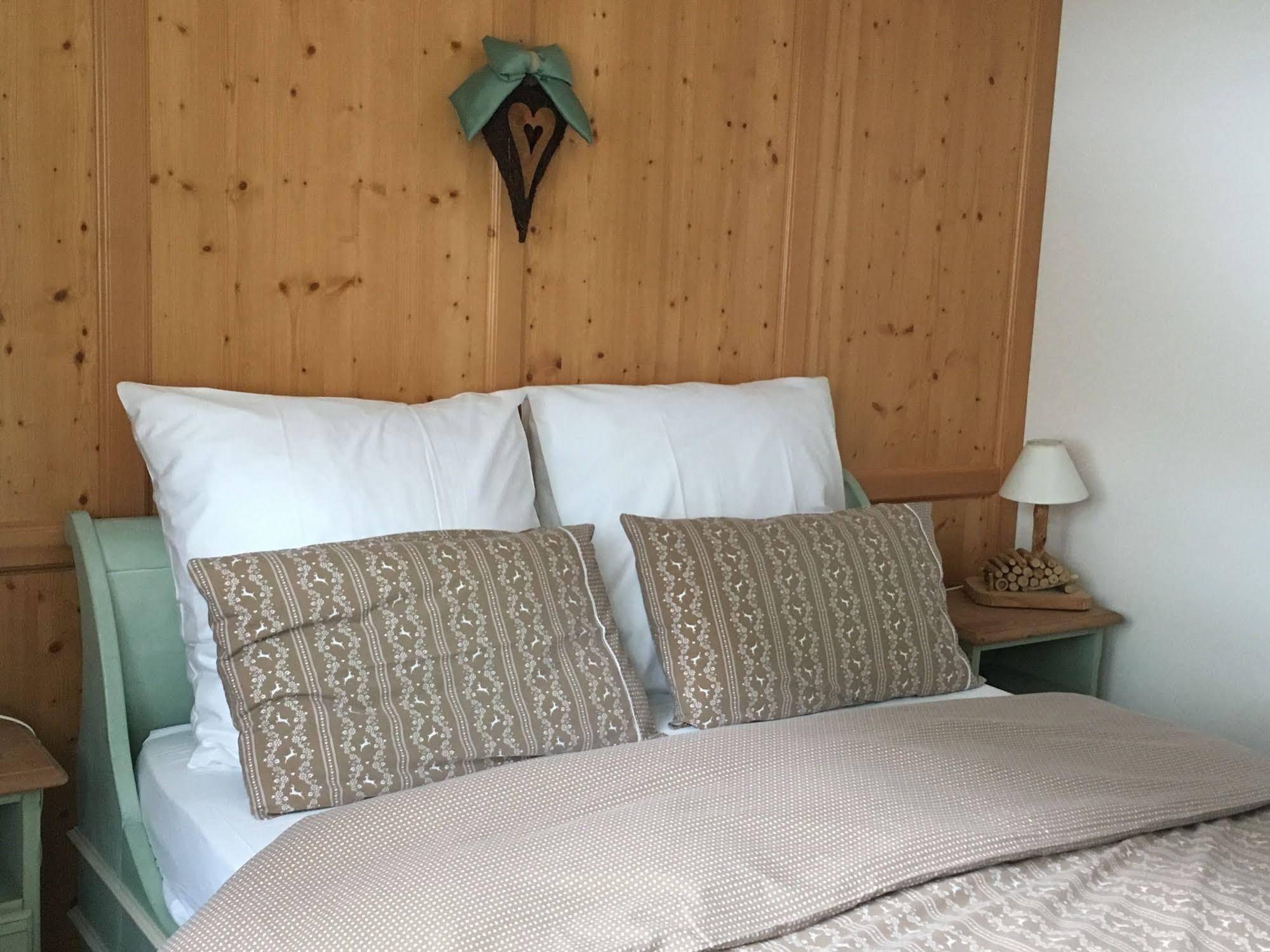 Appartamenti Chalet Orchidea كنازاي المظهر الخارجي الصورة