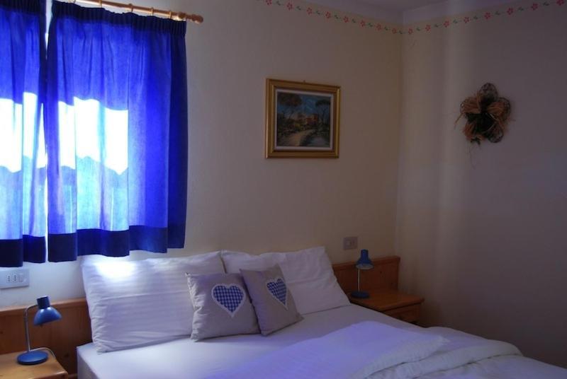 Appartamenti Chalet Orchidea كنازاي الغرفة الصورة
